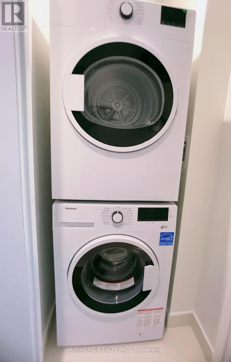 2513 - 15 Lower Jarvis Street, Toronto, ON - Indoor Photo Showing Laundry Room