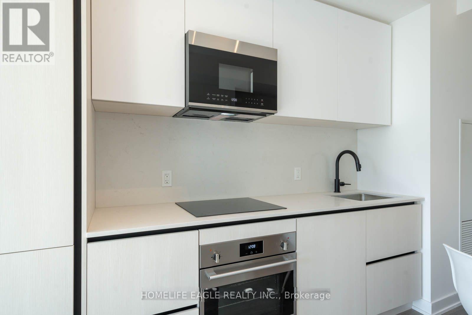 3807 - 108 Peter Street, Toronto, ON - Indoor Photo Showing Kitchen