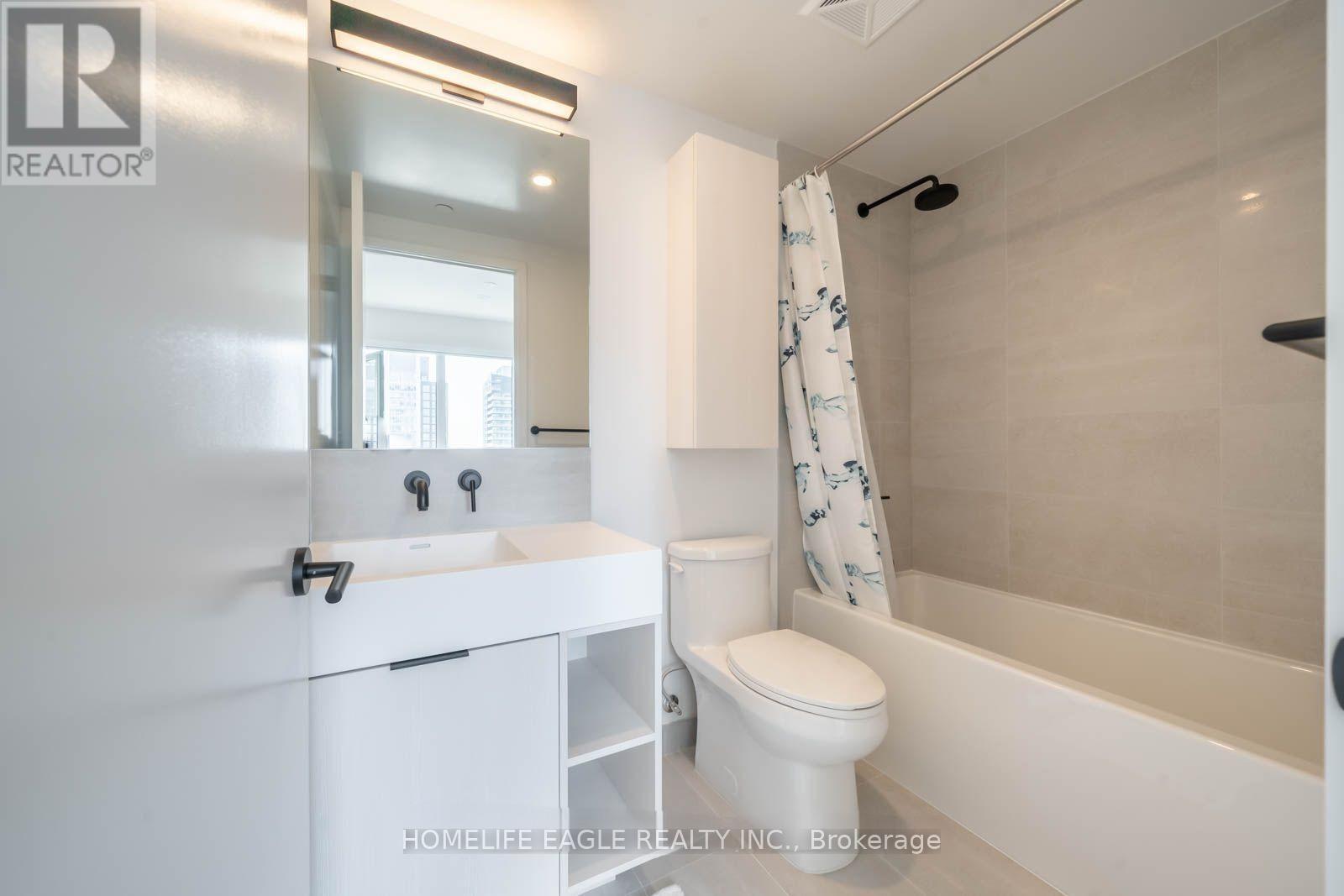 3807 - 108 Peter Street, Toronto, ON - Indoor Photo Showing Bathroom