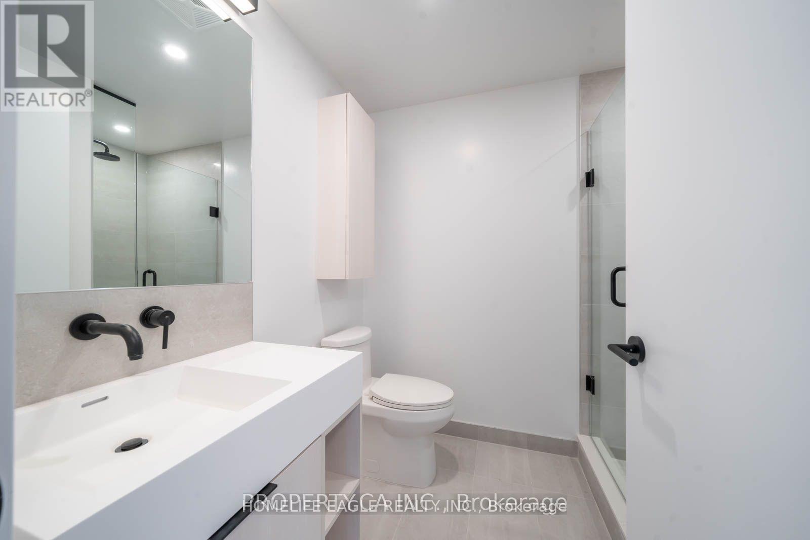 3807 - 108 Peter Street, Toronto, ON - Indoor Photo Showing Bathroom