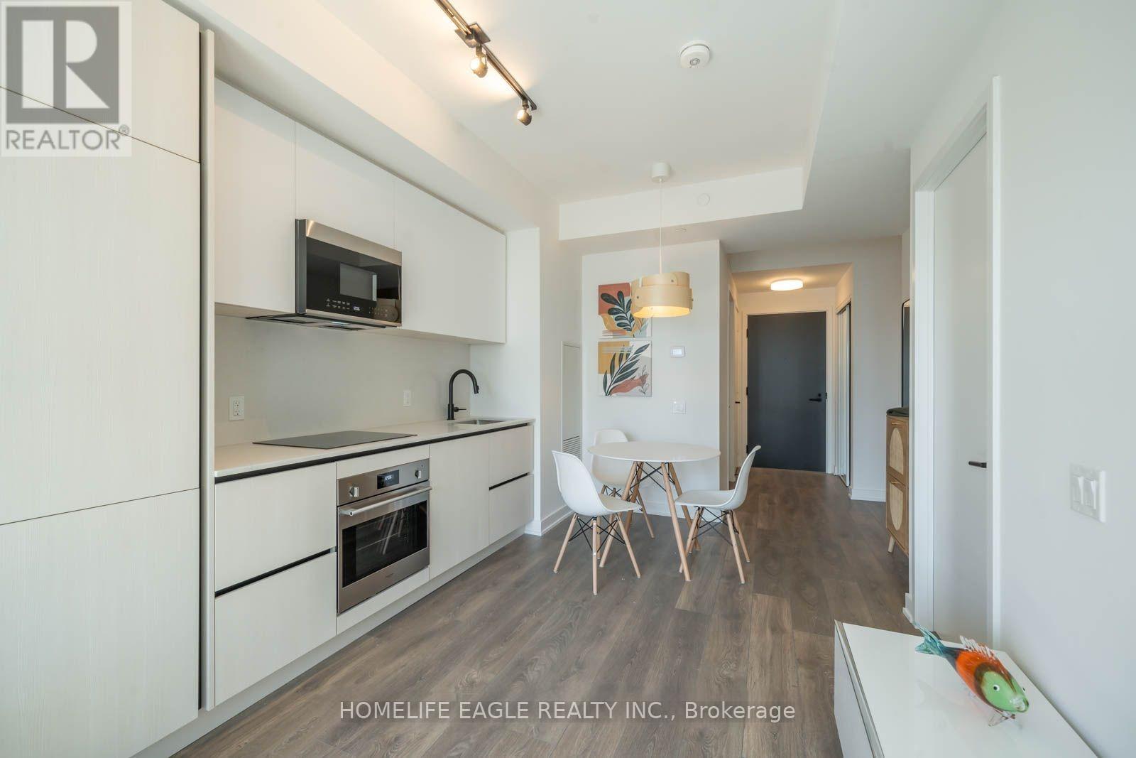 3807 - 108 Peter Street, Toronto, ON - Indoor Photo Showing Kitchen