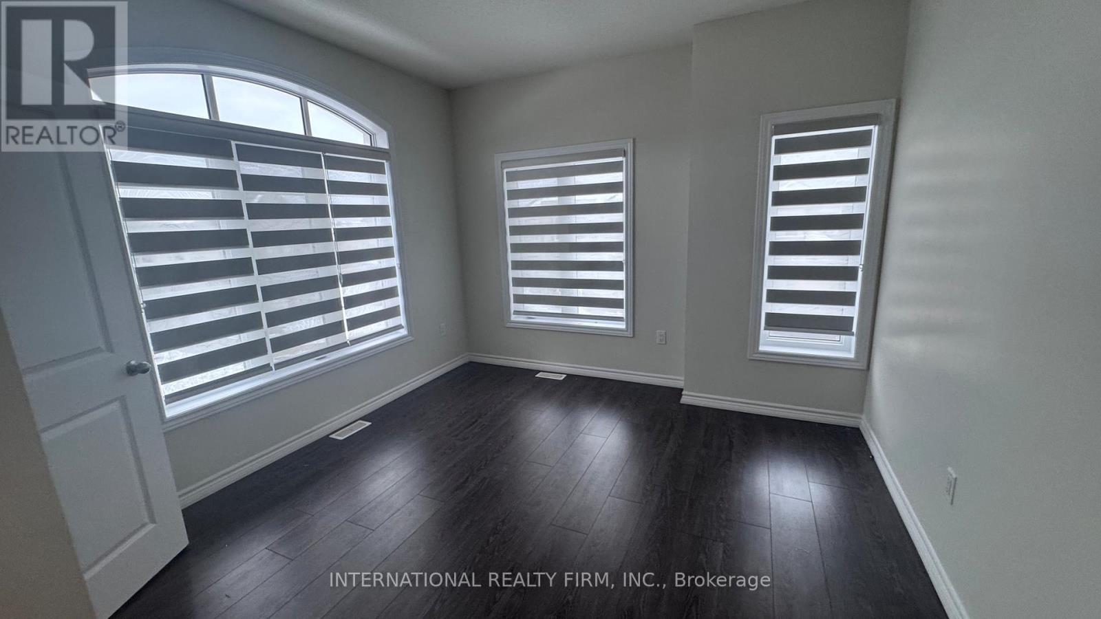 1222 Plymouth Drive, Oshawa, ON - Indoor Photo Showing Other Room