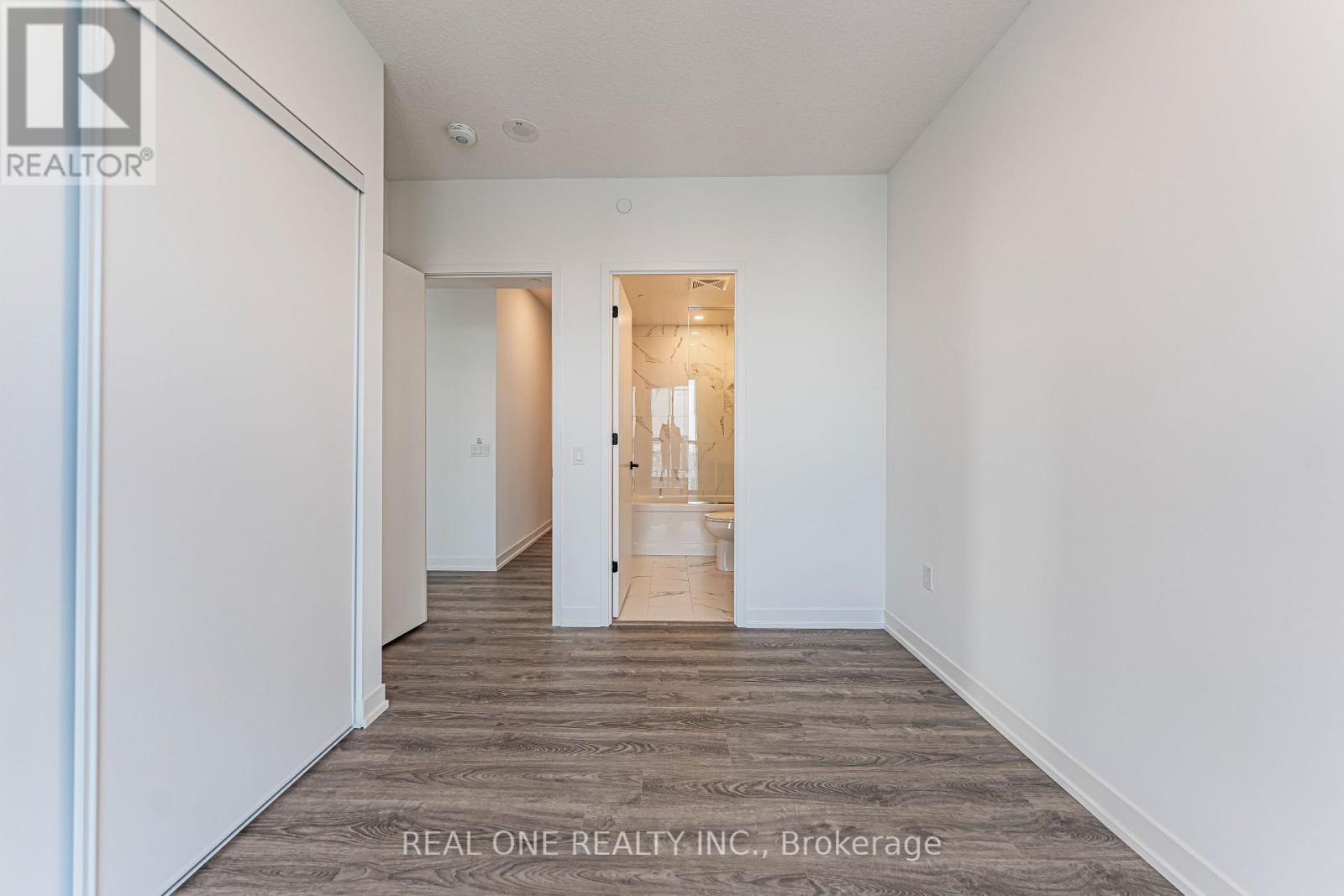 4509 - 8 Interchange Way, Vaughan, ON - Indoor Photo Showing Other Room