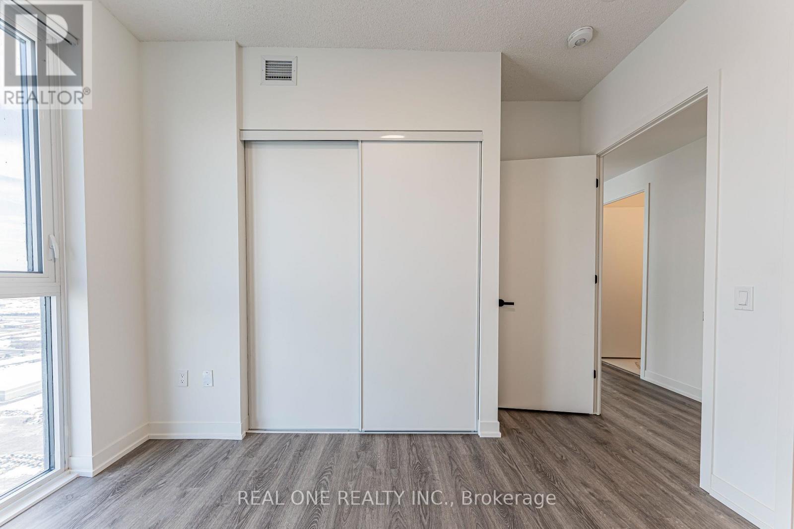 4509 - 8 Interchange Way, Vaughan, ON - Indoor Photo Showing Other Room