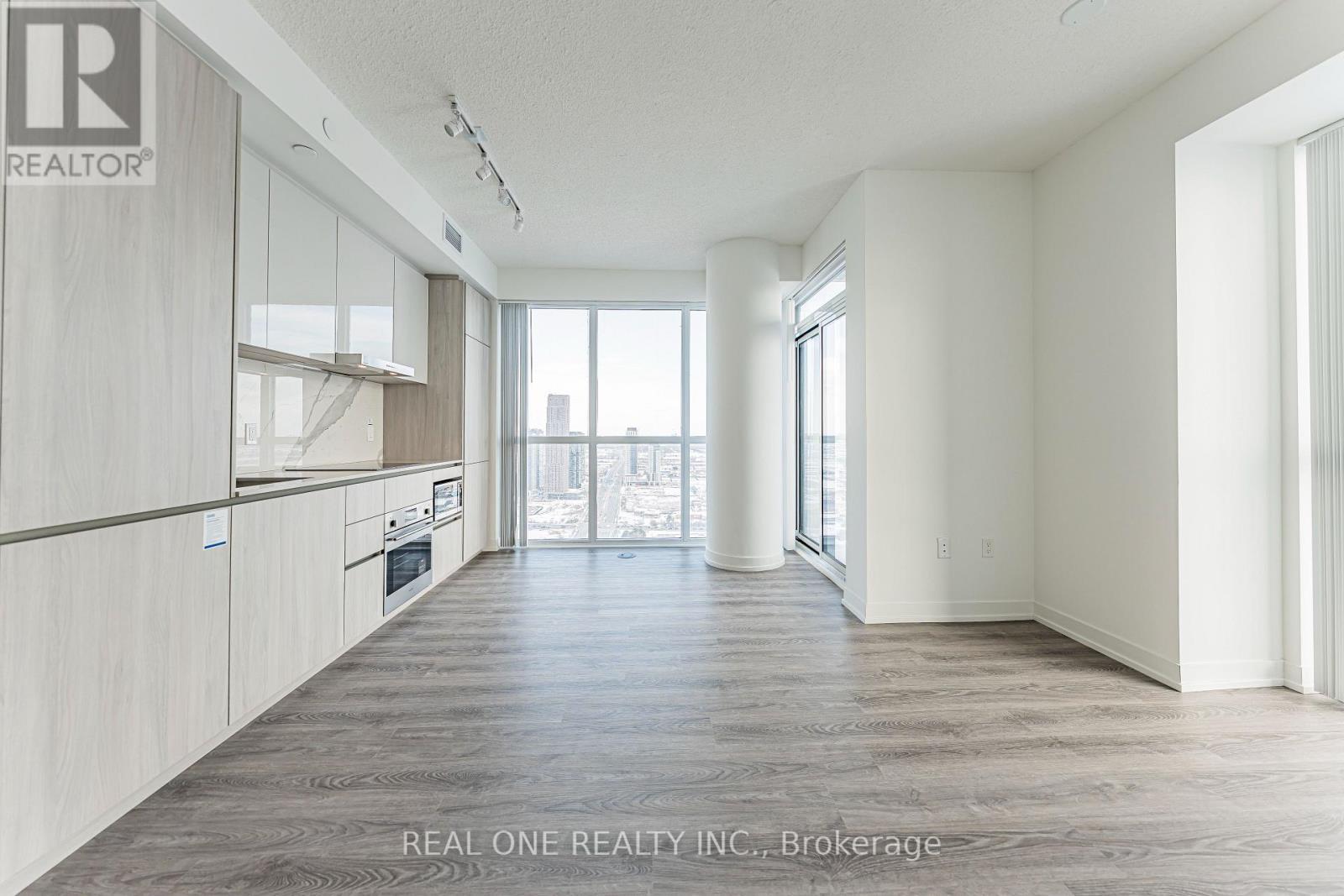 4509 - 8 Interchange Way, Vaughan, ON - Indoor Photo Showing Other Room