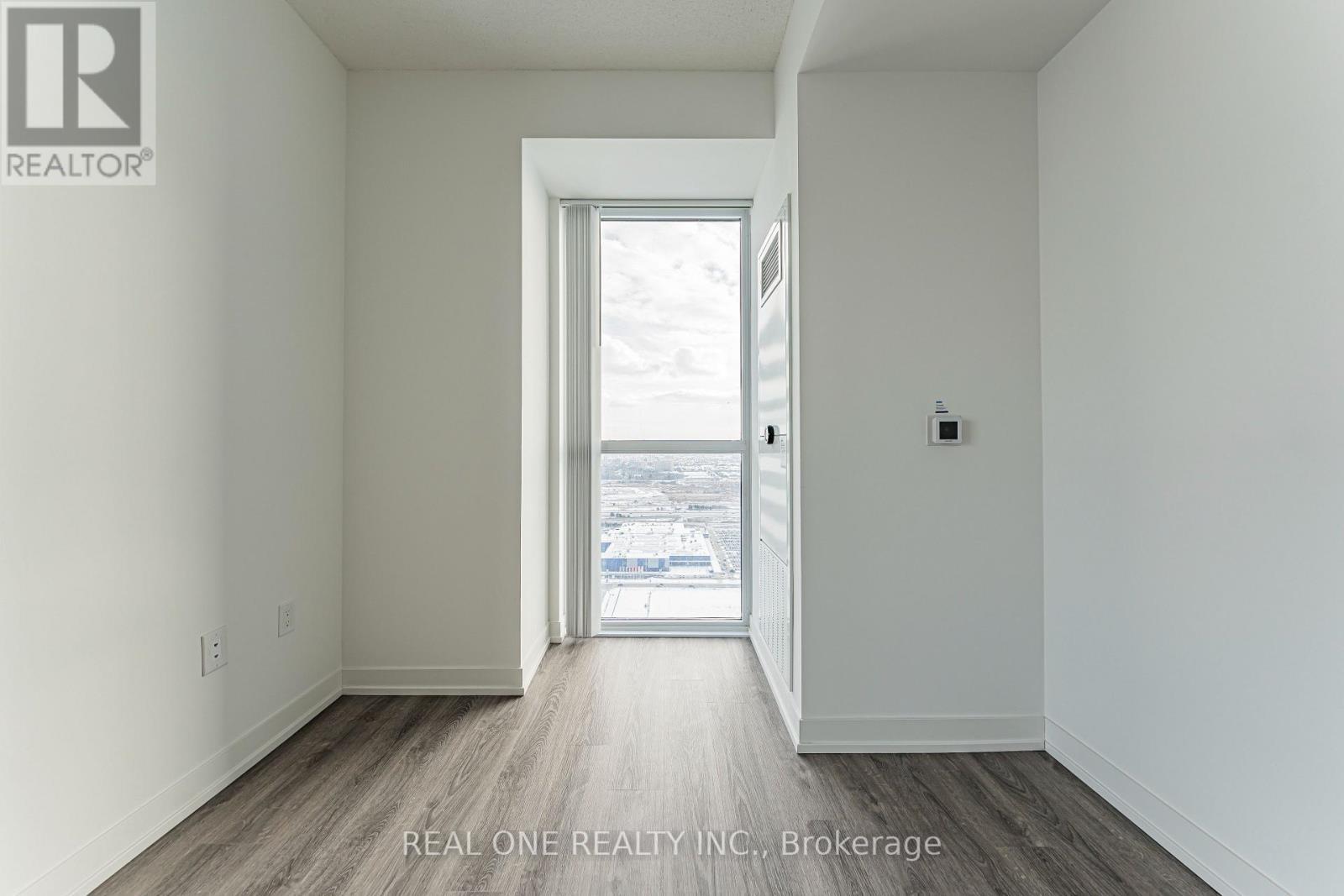 4509 - 8 Interchange Way, Vaughan, ON - Indoor Photo Showing Other Room