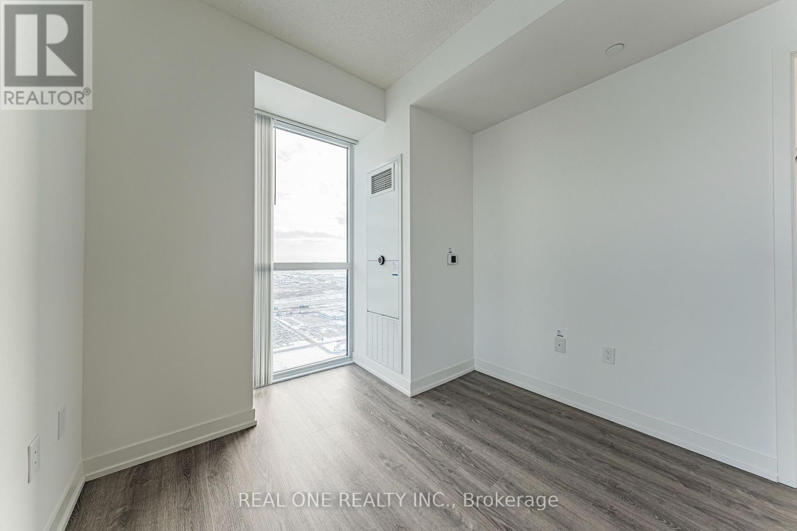 4509 - 8 Interchange Way, Vaughan, ON - Indoor Photo Showing Other Room