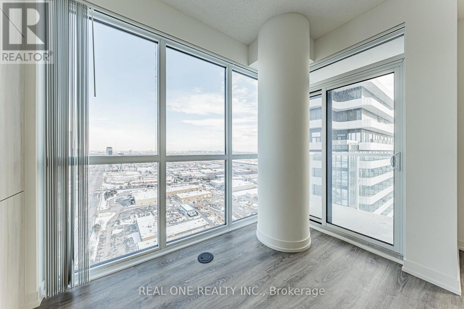 4509 - 8 Interchange Way, Vaughan, ON - Indoor Photo Showing Other Room