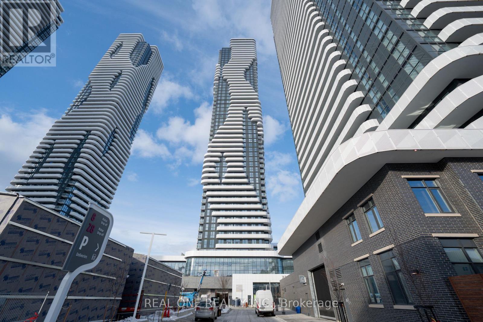 4509 - 8 Interchange Way, Vaughan, ON - Outdoor With Facade