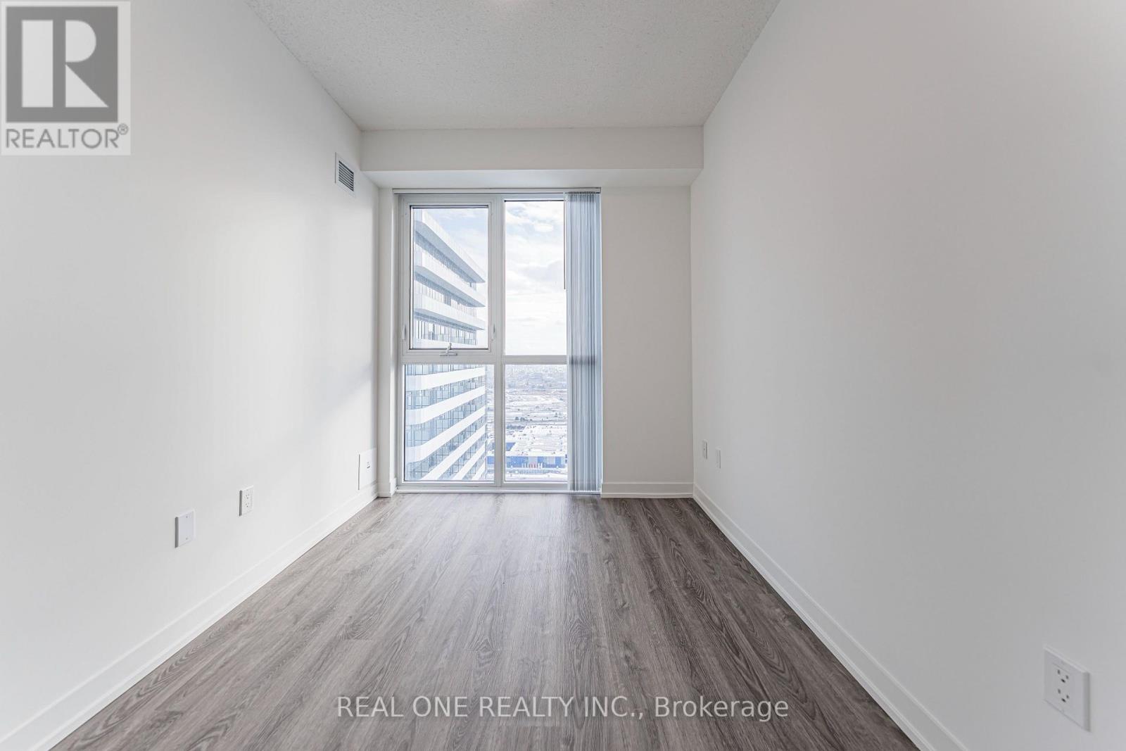 4509 - 8 Interchange Way, Vaughan, ON - Indoor Photo Showing Other Room