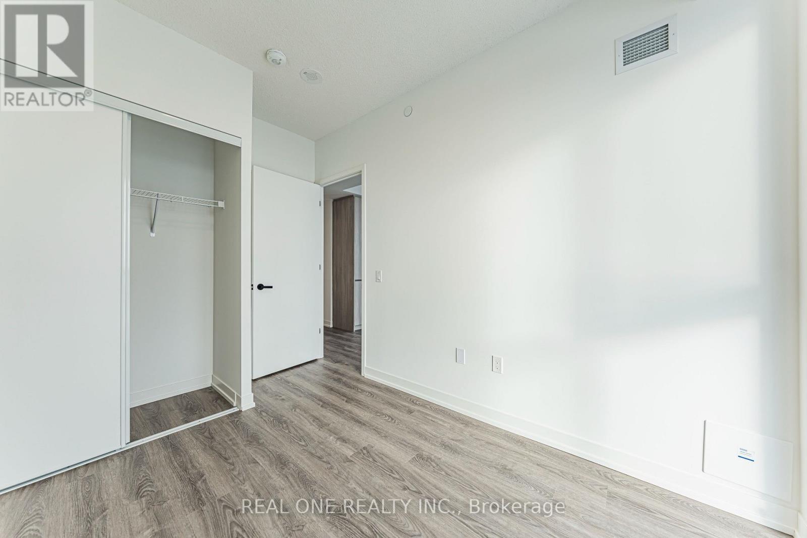 4509 - 8 Interchange Way, Vaughan, ON - Indoor Photo Showing Other Room