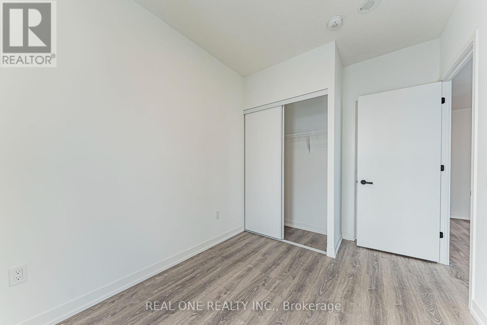 4509 - 8 Interchange Way, Vaughan, ON - Indoor Photo Showing Other Room