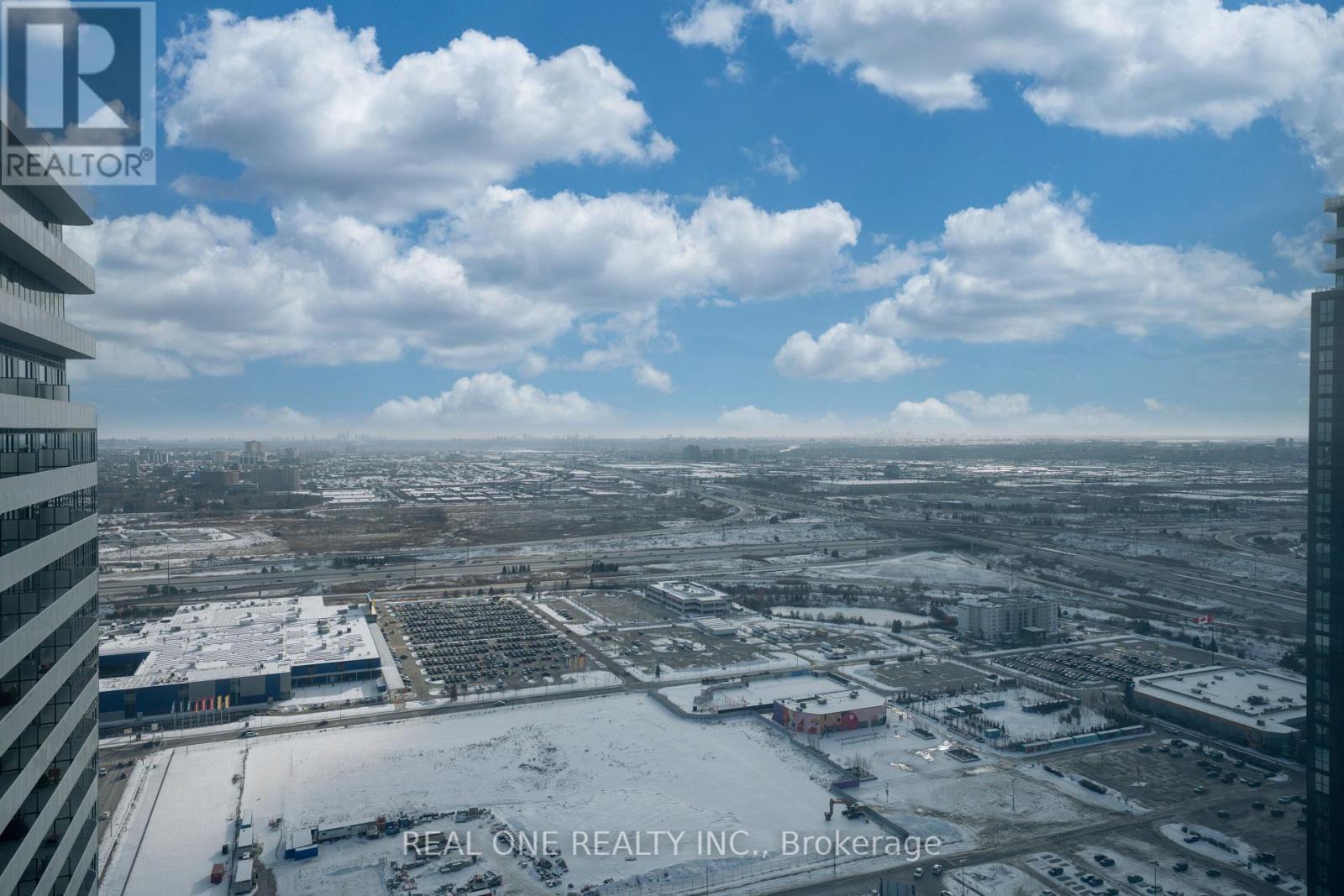 4509 - 8 Interchange Way, Vaughan, ON - Outdoor With View