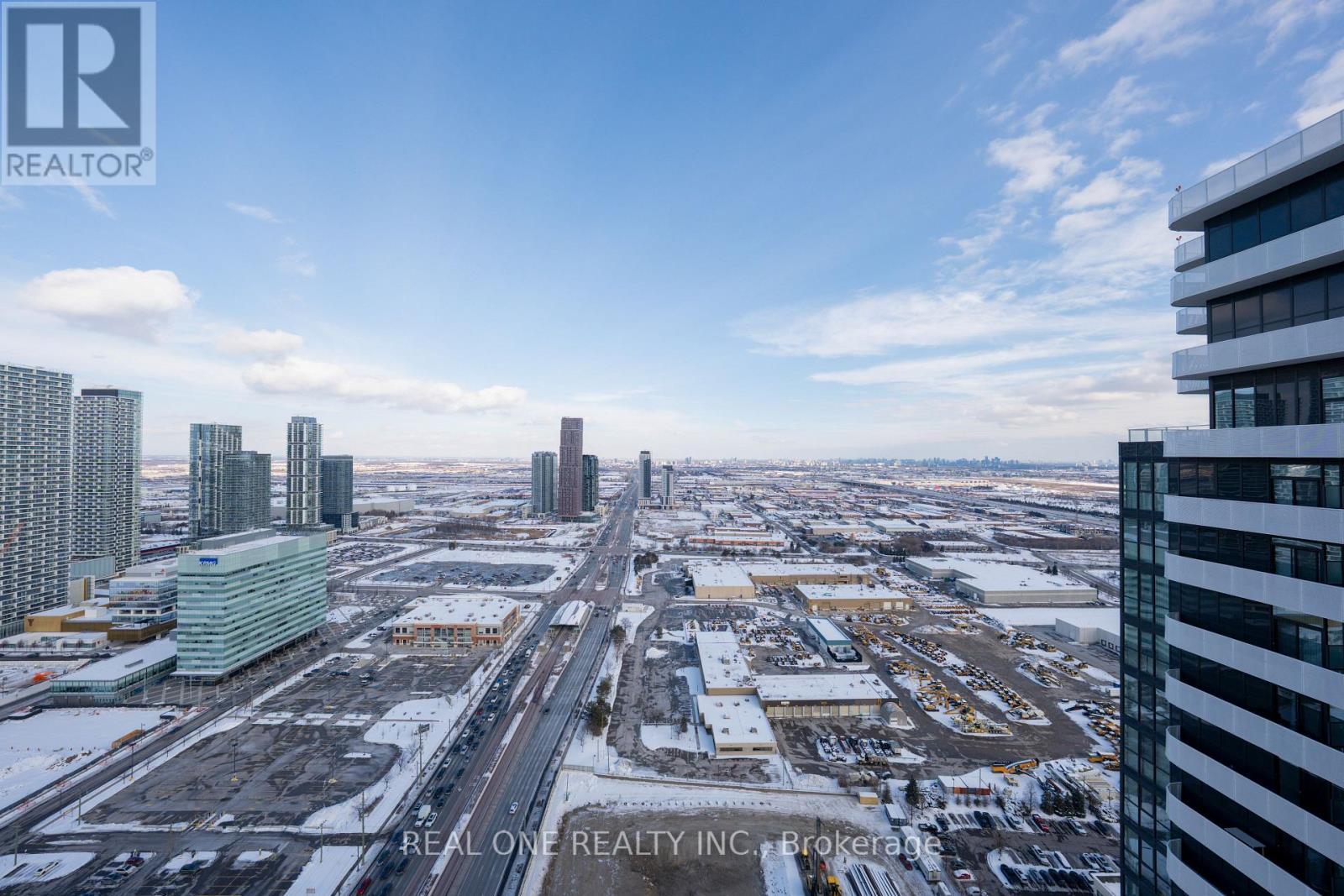 4509 - 8 Interchange Way, Vaughan, ON - Outdoor With View