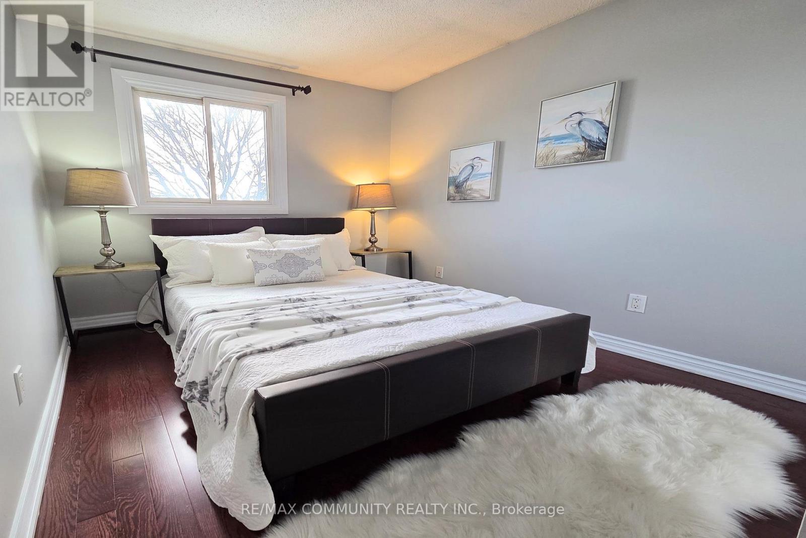 31 Stather Crescent, Markham, ON - Indoor Photo Showing Bedroom