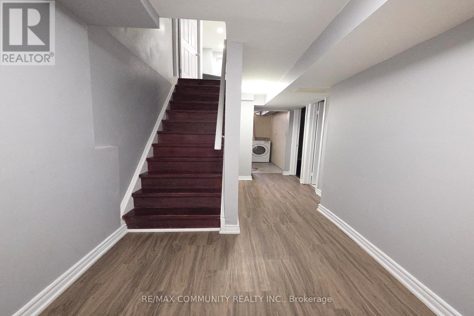 31 Stather Crescent, Markham, ON - Indoor Photo Showing Other Room