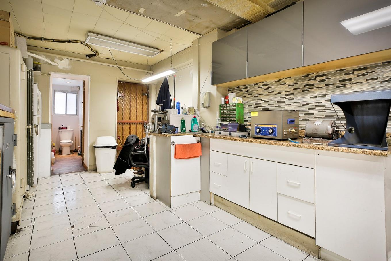 Vue d'ensemble - 1981 Rue Jean-Talon E., Montréal (Villeray/Saint-Michel/Parc-Extension), QC - Indoor Photo Showing Other Room