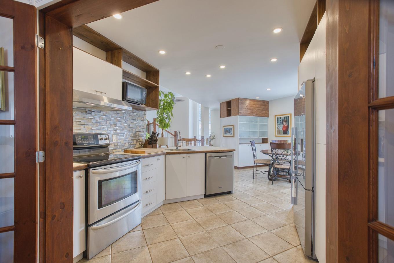 Cuisine - 511 Rue Des Sous-Bois, Sainte-Agathe-Des-Monts, QC - Indoor Photo Showing Kitchen