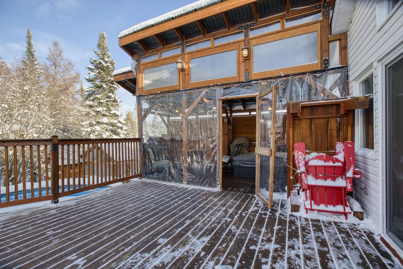 Terrasse - 511 Rue Des Sous-Bois, Sainte-Agathe-Des-Monts, QC - Outdoor With Exterior