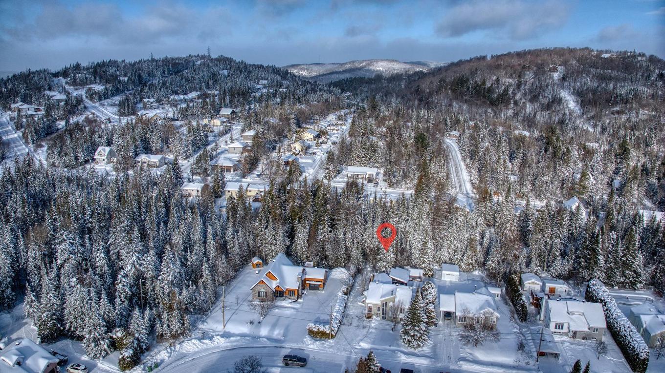 Photo aérienne - 511 Rue Des Sous-Bois, Sainte-Agathe-Des-Monts, QC - Outdoor With View