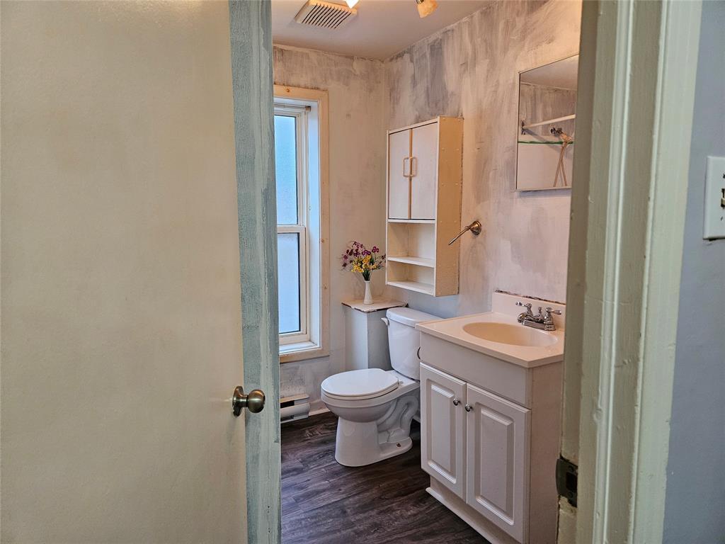 21 Freshwater Road, St. John'S, NL