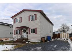 171 Molson AVE Saint John, NB E2M 3J5