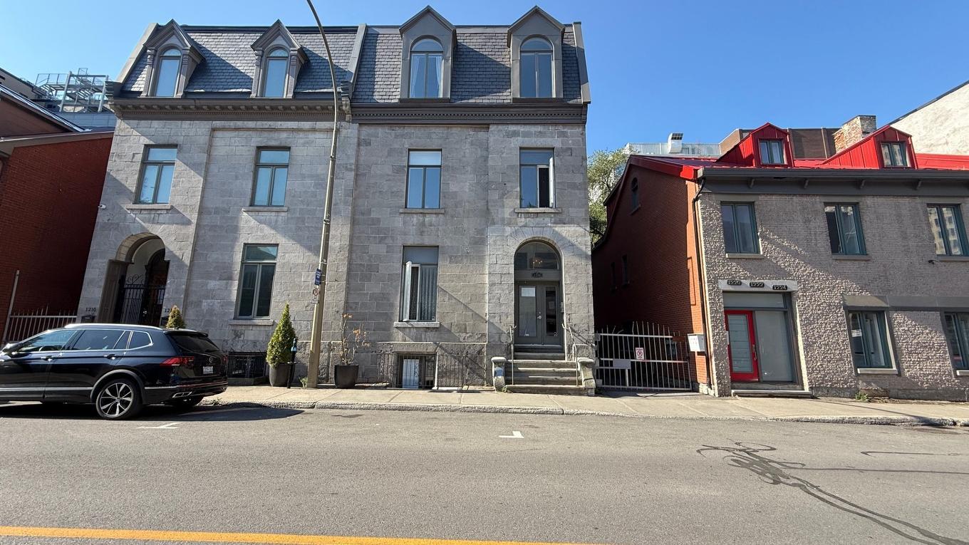 Frontage - 9-1216 Rue St-Hubert, Montréal (Ville-Marie), QC - Outdoor With Facade