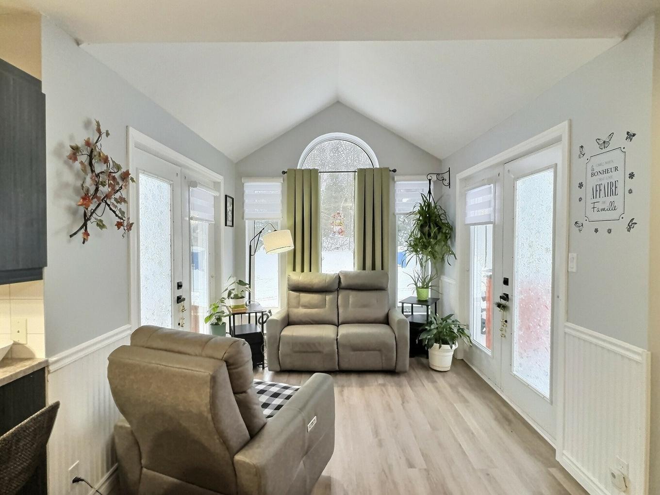 Living room - 22 Rue St-Isidore O., Laverlochère-Angliers, QC - Indoor Photo Showing Other Room