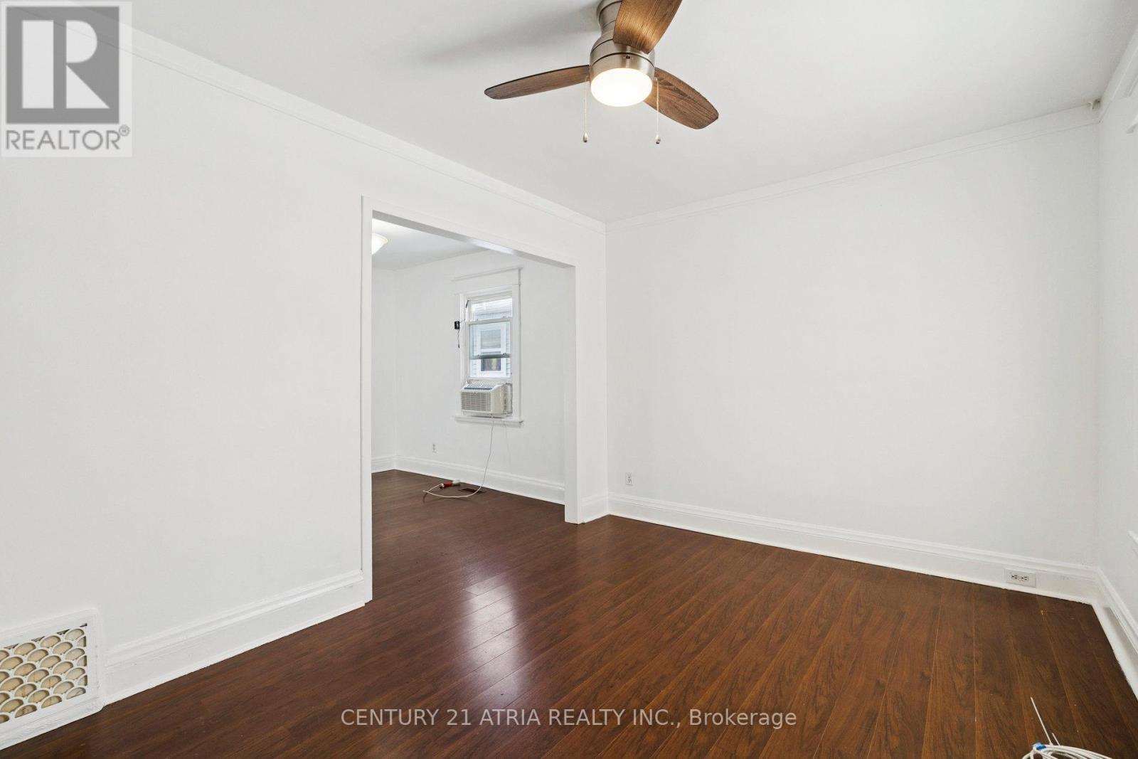 106 Burgar Street, Welland, ON - Indoor Photo Showing Other Room