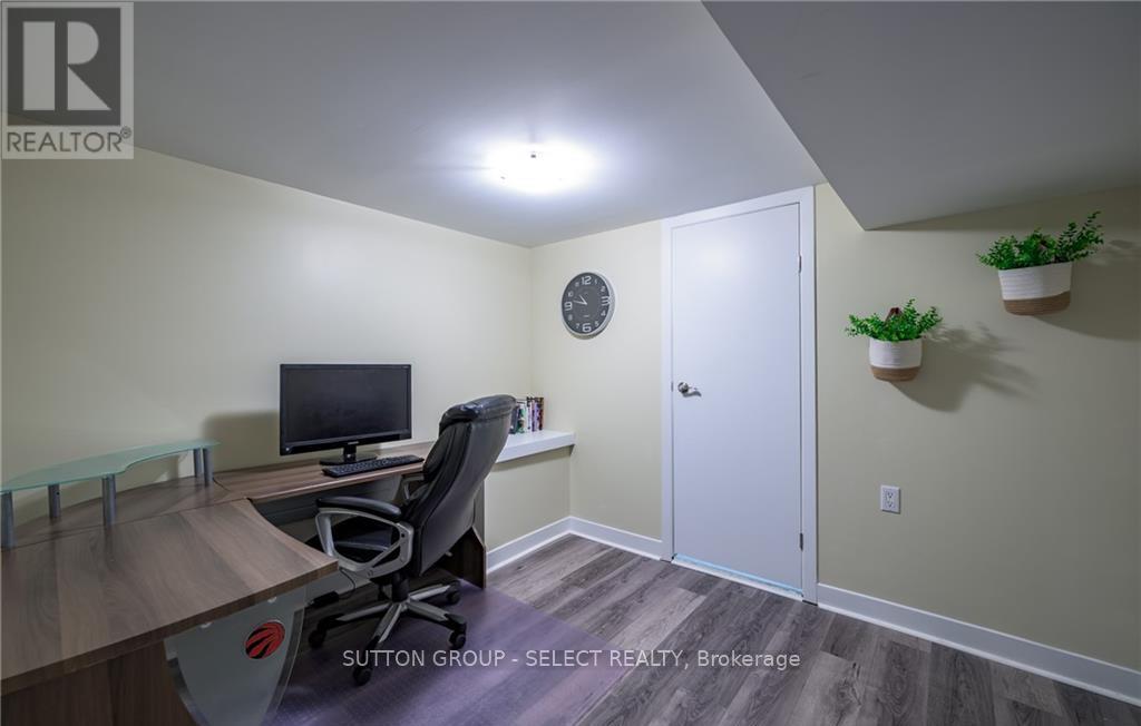 Lower - 6 Kirkton Court, London North (North H), ON - Indoor Photo Showing Office