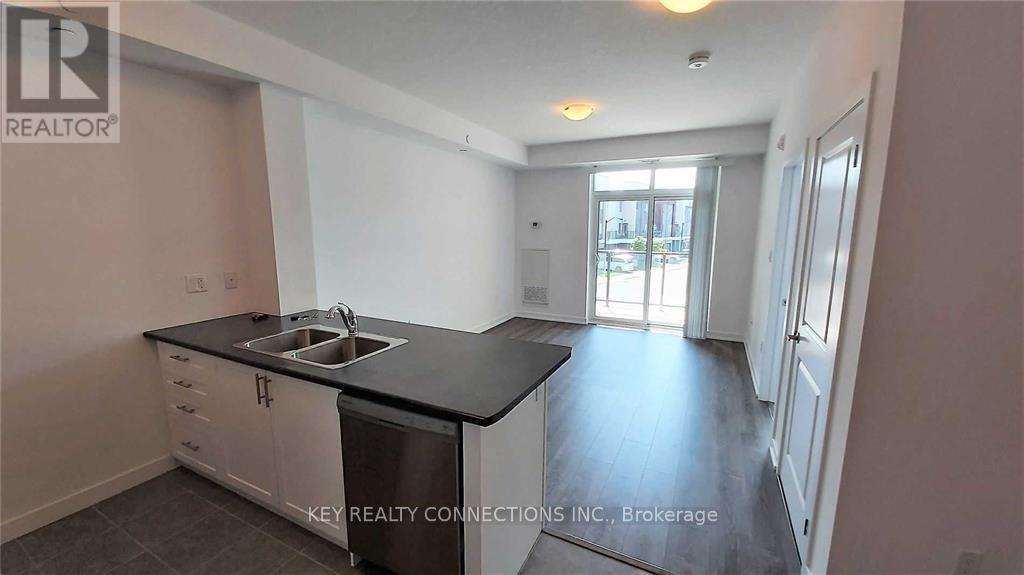 Living/Dining/Kitchen - 225 - 101 Shoreview Place, Hamilton, ON - Indoor