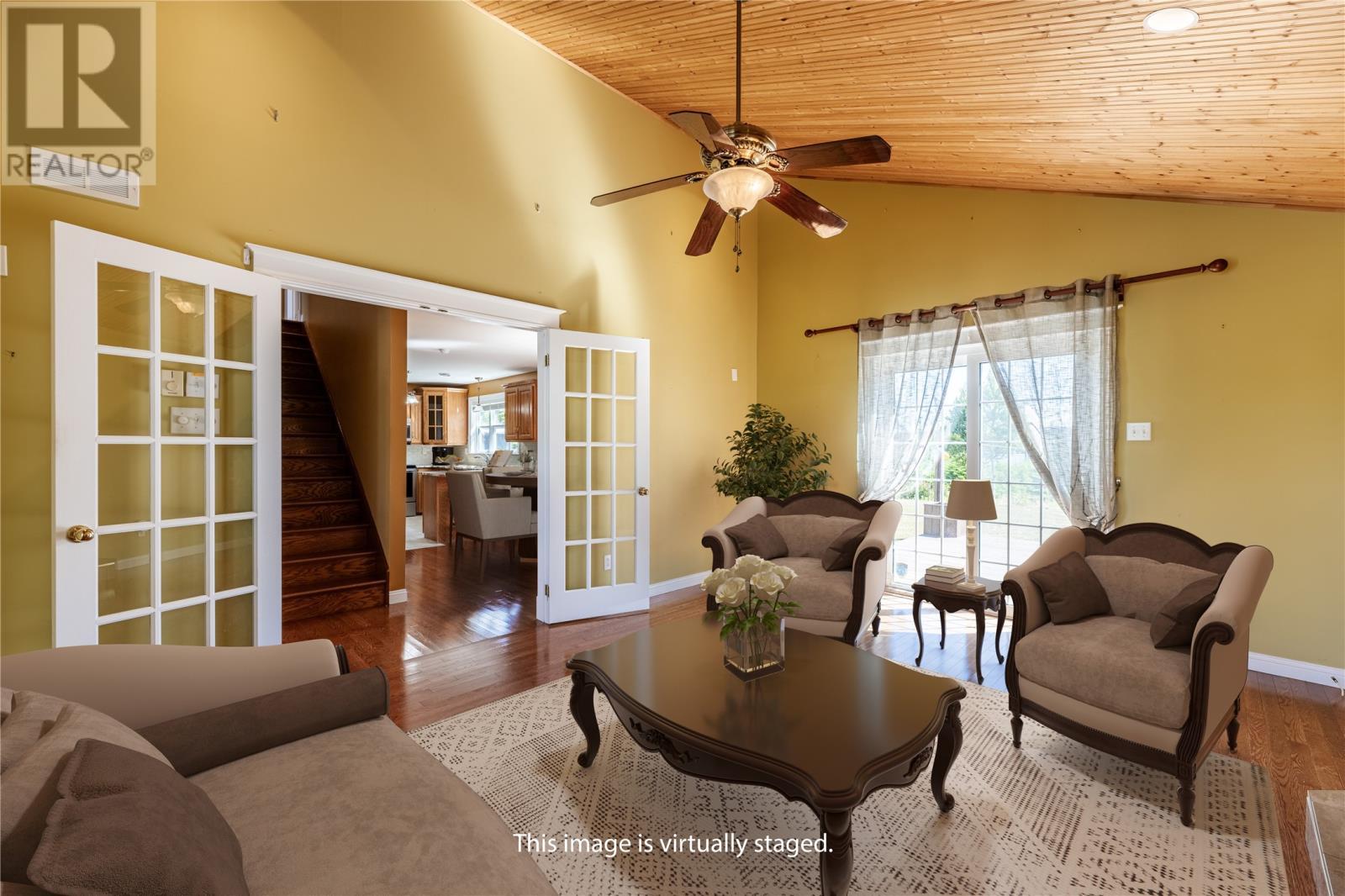115 Western Island Pond Drive, Torbay, NL - Indoor Photo Showing Living Room