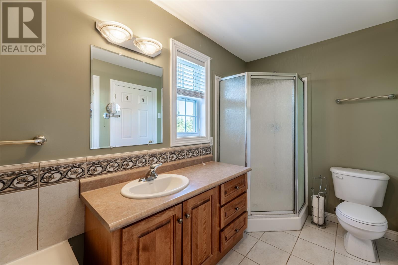 115 Western Island Pond Drive, Torbay, NL - Indoor Photo Showing Bathroom