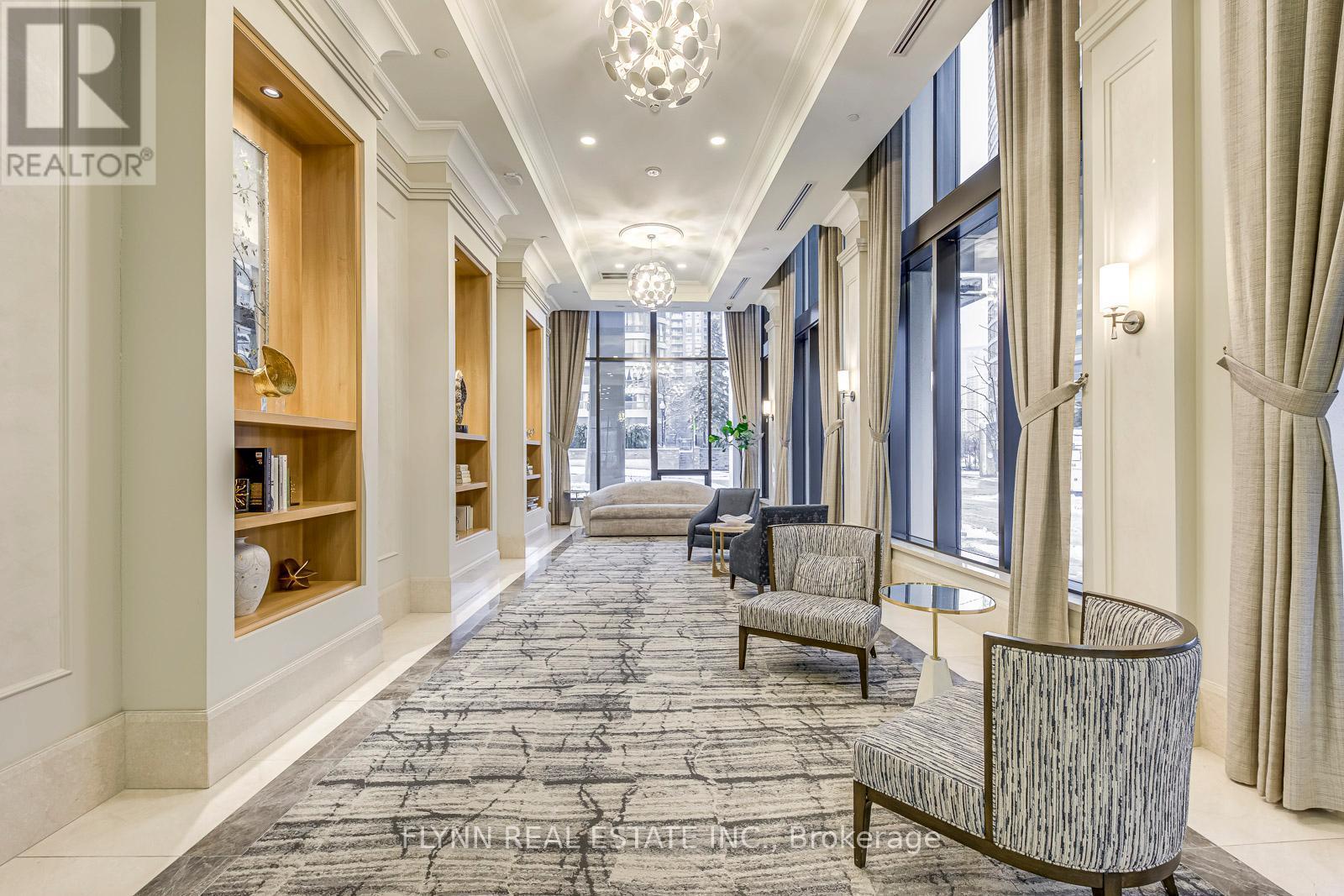 2001 - 36 Elm Drive W, Mississauga, ON - Indoor Photo Showing Other Room