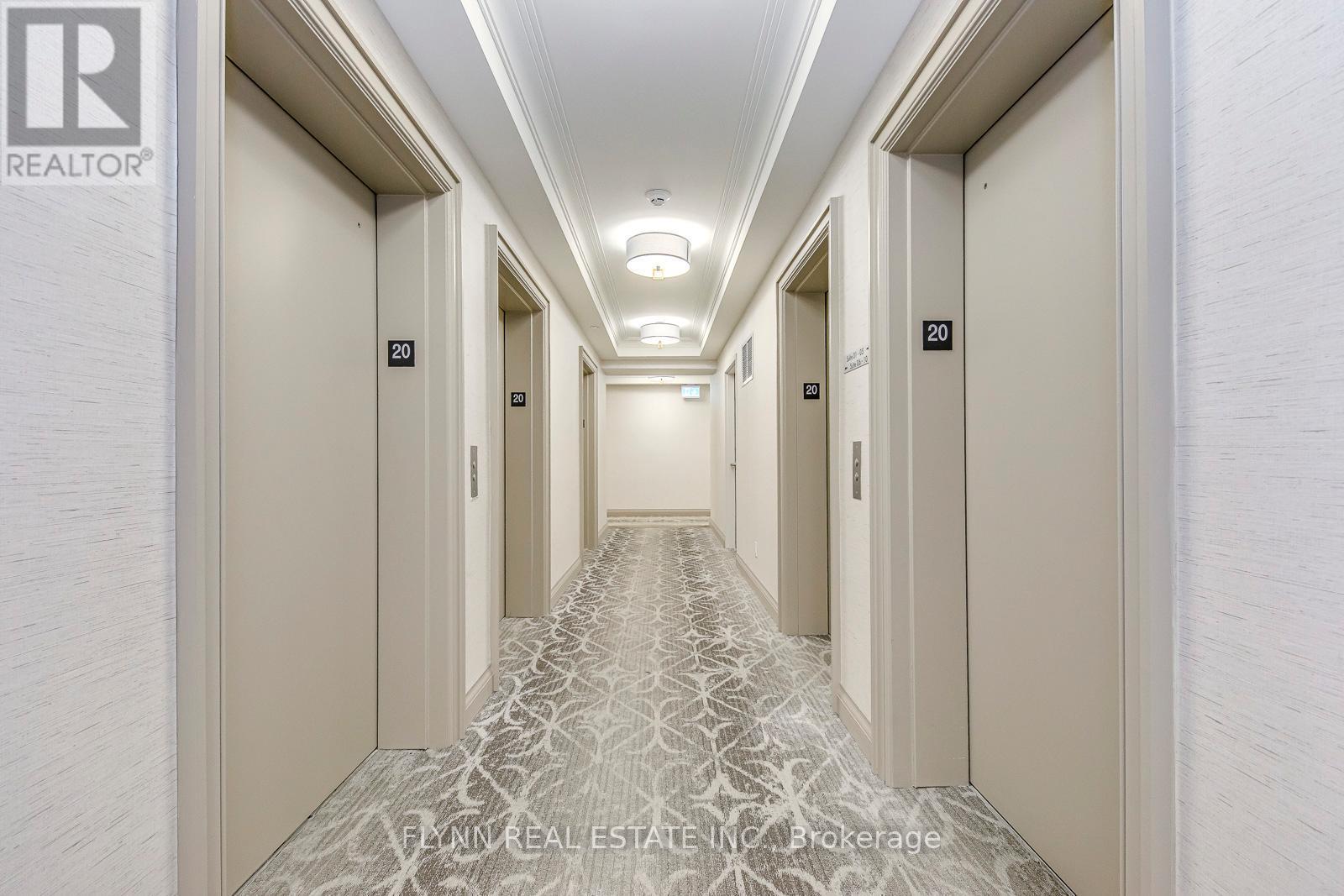 2001 - 36 Elm Drive W, Mississauga, ON - Indoor Photo Showing Other Room