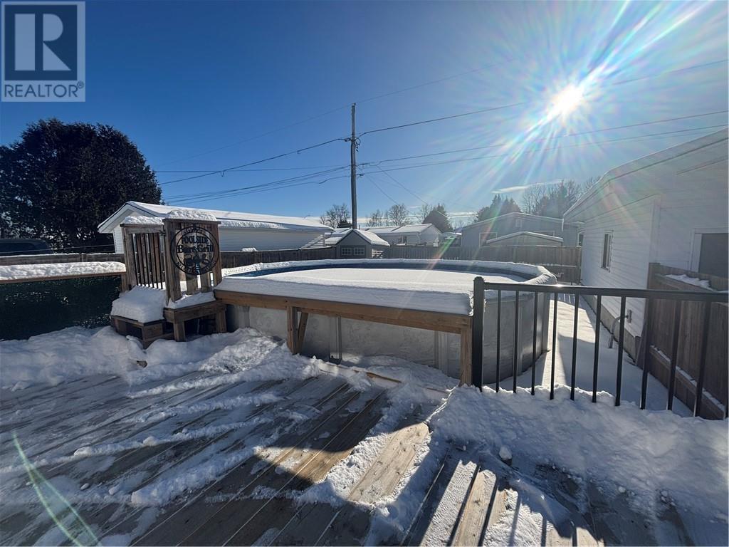 108 Armand Crescent, Chelmsford, ON - Outdoor