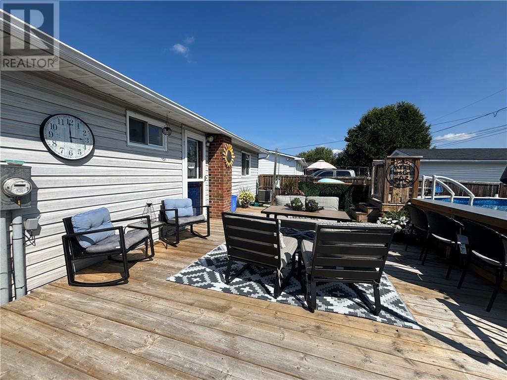 108 Armand Crescent, Chelmsford, ON - Outdoor With Deck Patio Veranda With Exterior