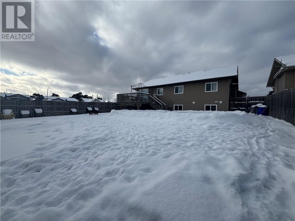 3099 Anizette Street, Chelmsford, ON - Outdoor