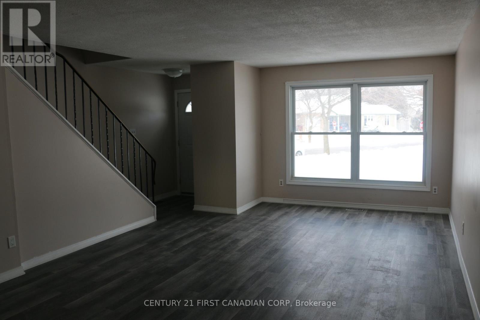 4 - 51 Sholto Drive, London South (South X), ON - Indoor Photo Showing Other Room