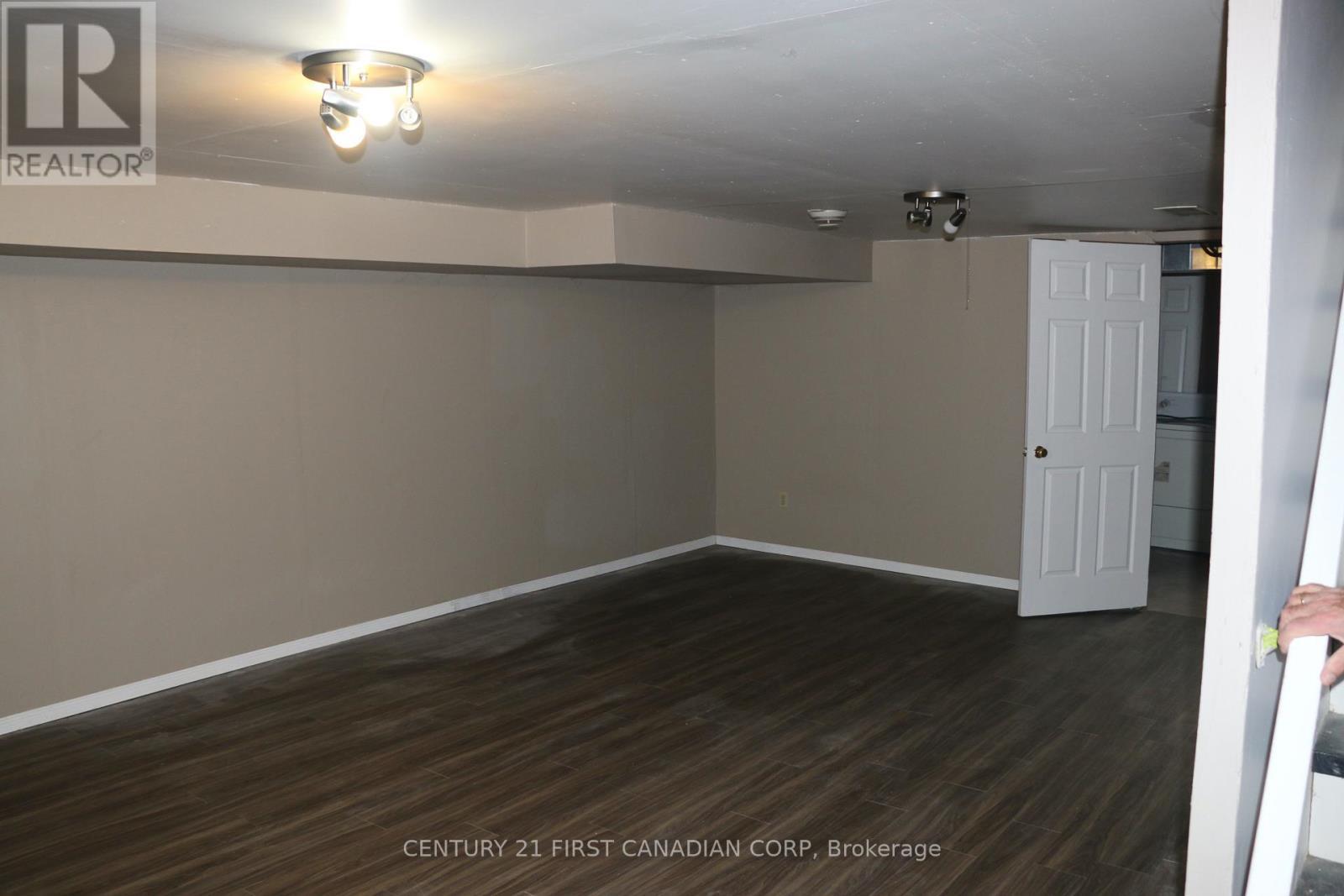 4 - 51 Sholto Drive, London South (South X), ON - Indoor Photo Showing Other Room