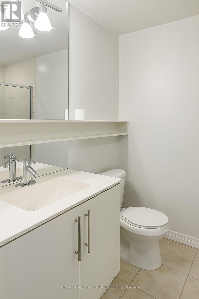 440 - 2885 Bayview Avenue, Toronto, ON - Indoor Photo Showing Bathroom