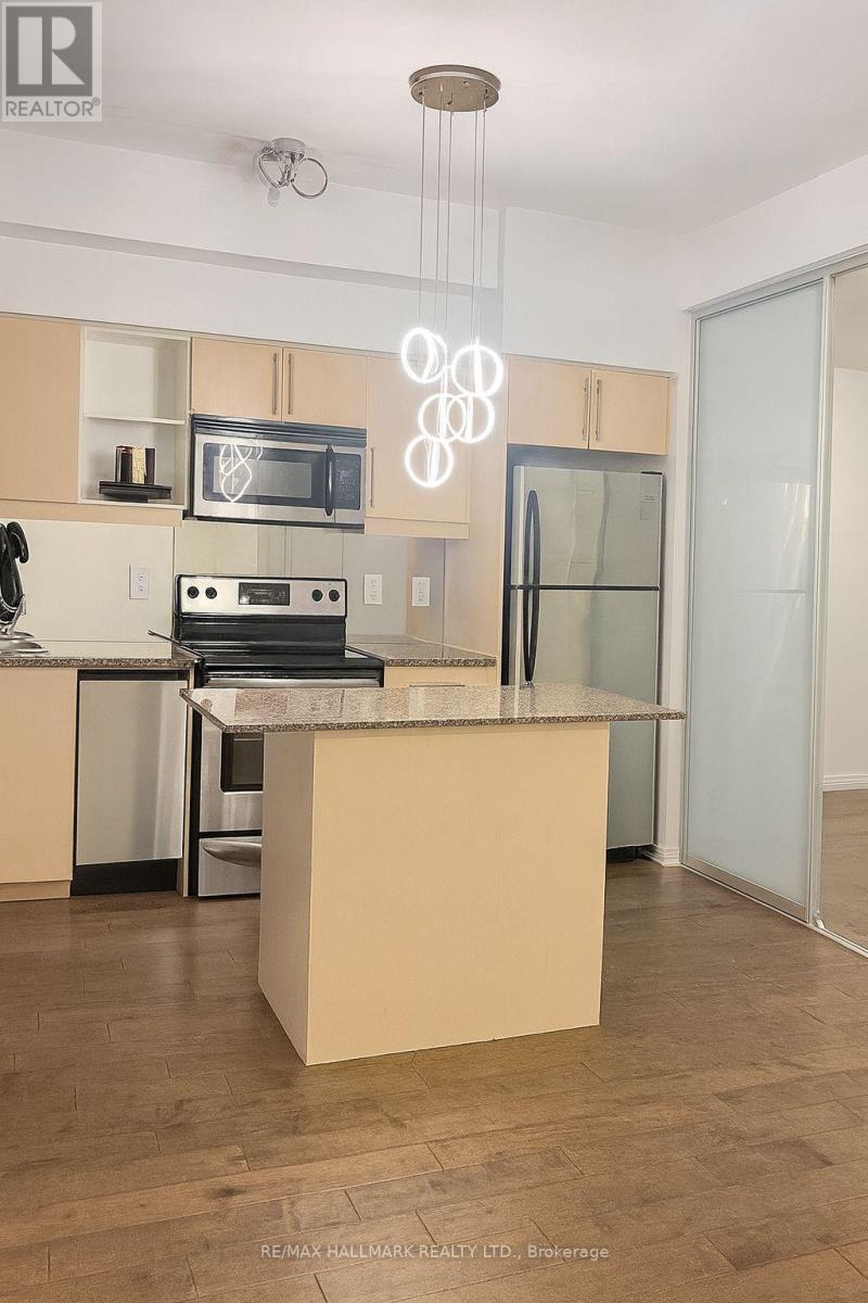 440 - 2885 Bayview Avenue, Toronto, ON - Indoor Photo Showing Kitchen