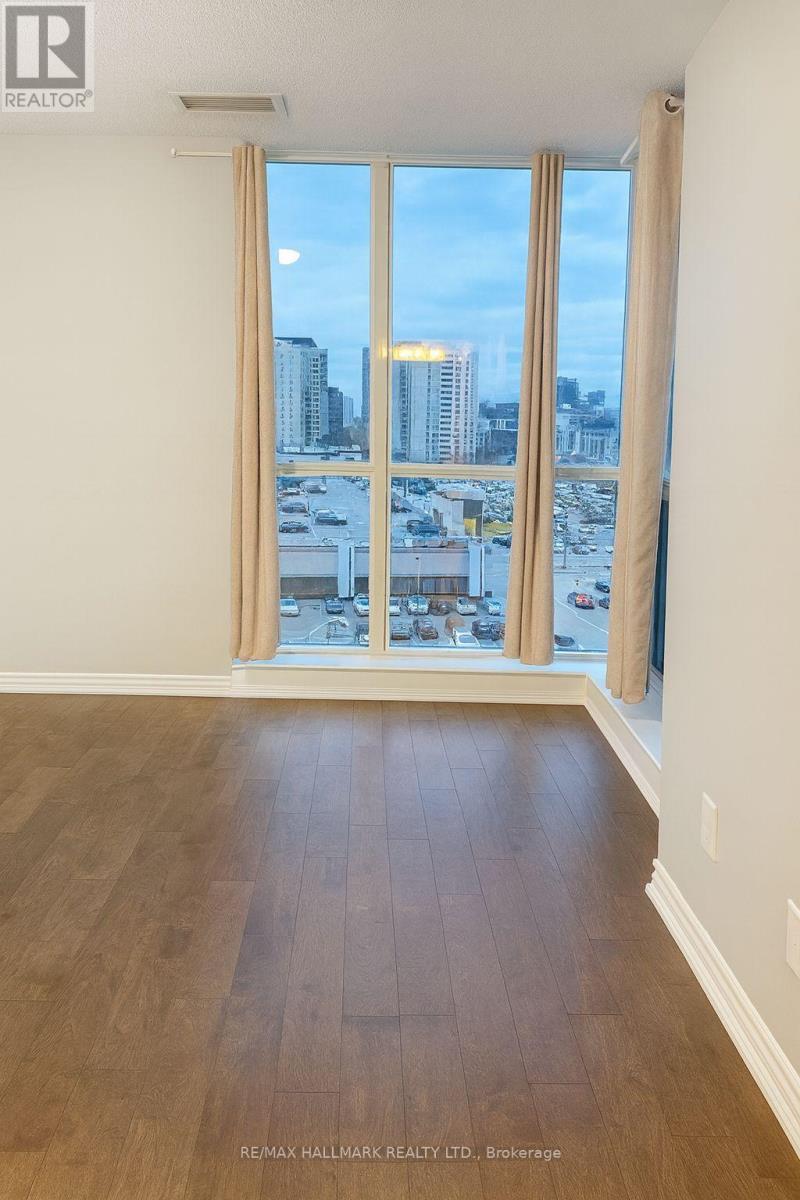 440 - 2885 Bayview Avenue, Toronto, ON - Indoor Photo Showing Other Room