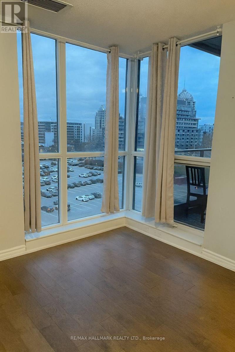 440 - 2885 Bayview Avenue, Toronto, ON - Indoor Photo Showing Other Room