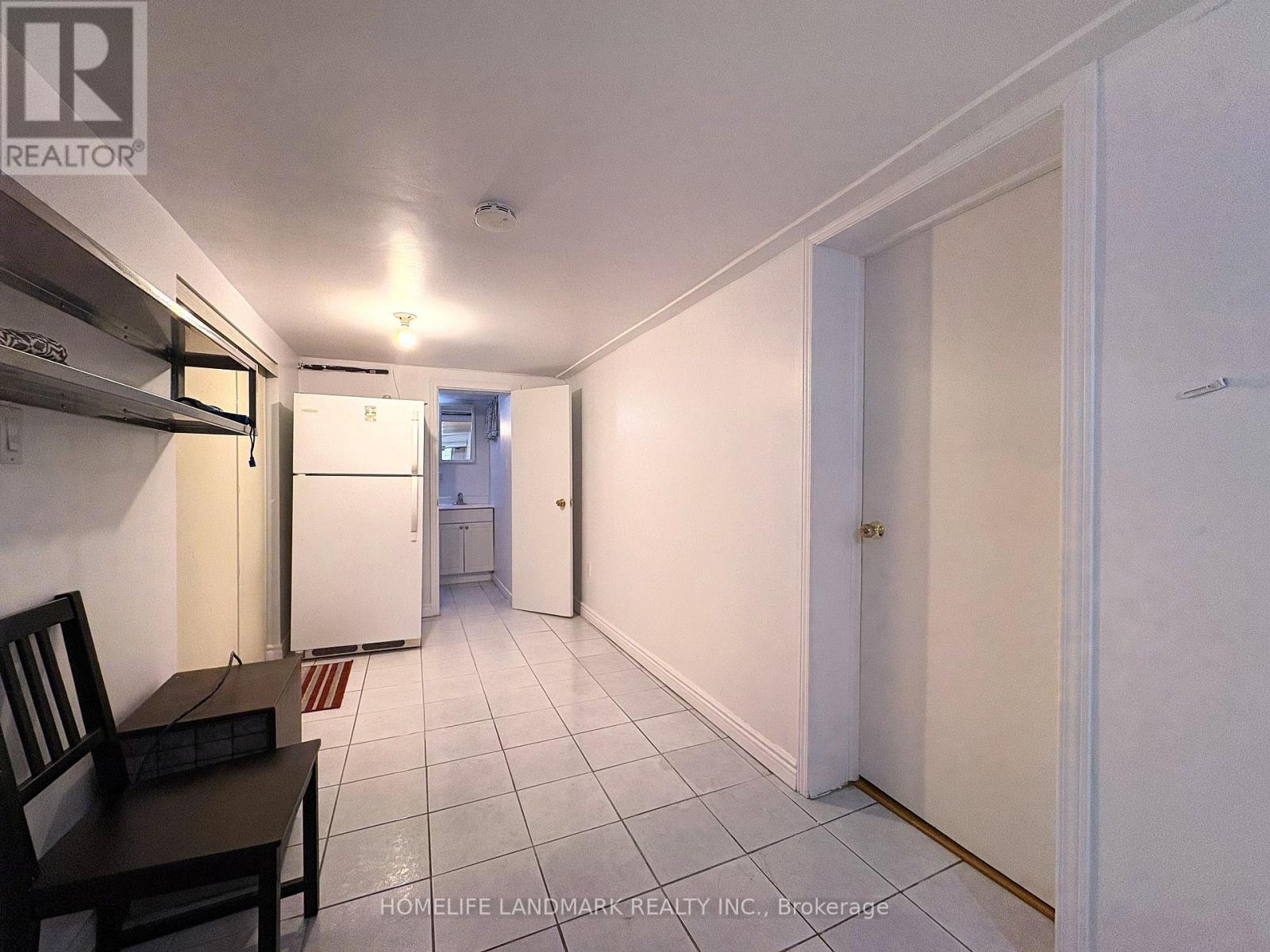 Basement N - 9 Lamont Avenue, Toronto, ON - Indoor Photo Showing Other Room