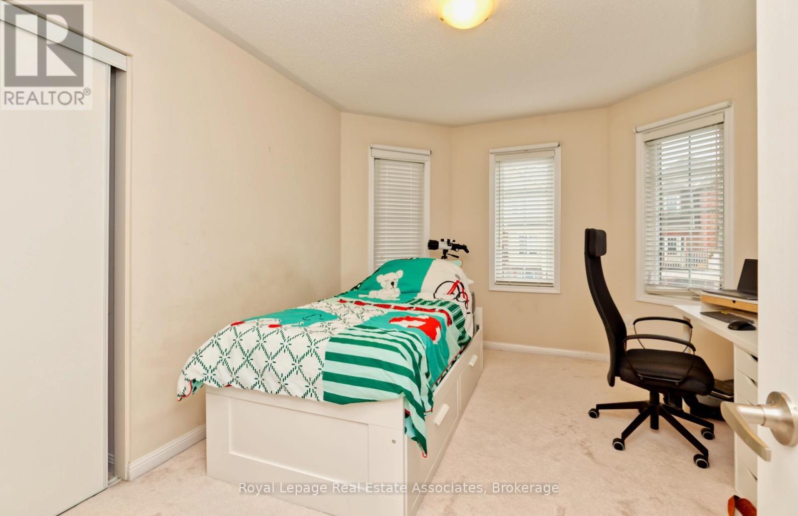 440 Dalhousie Gate, Milton, ON - Indoor Photo Showing Bedroom