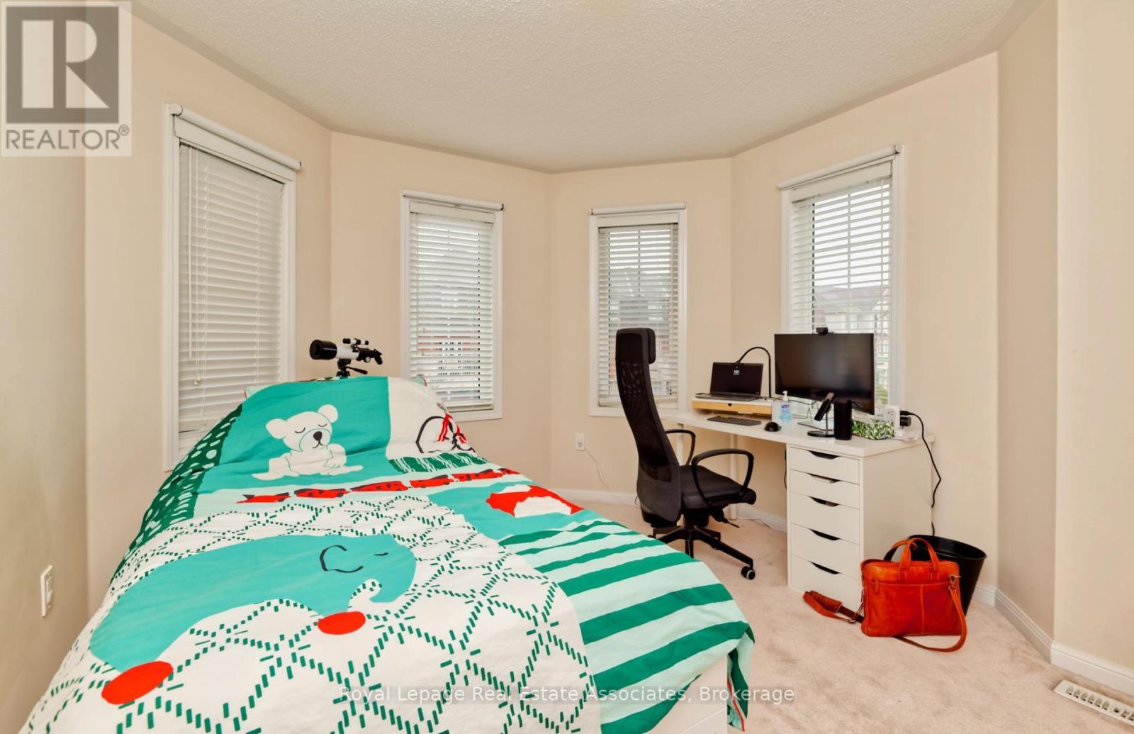 440 Dalhousie Gate, Milton, ON - Indoor Photo Showing Bedroom