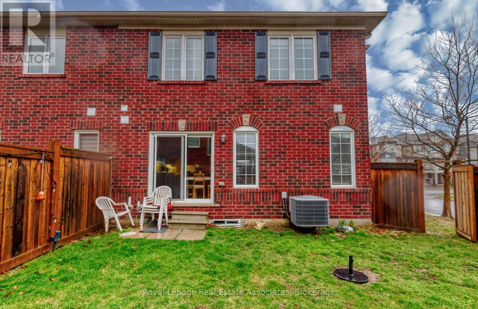 440 Dalhousie Gate, Milton, ON - Outdoor With Exterior