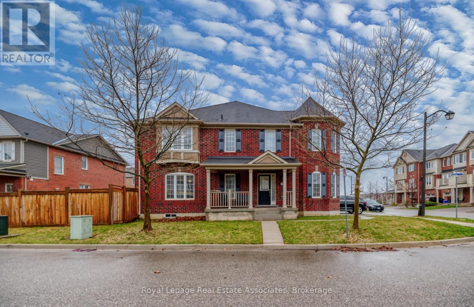 440 Dalhousie Gate, Milton, ON - Outdoor With Facade