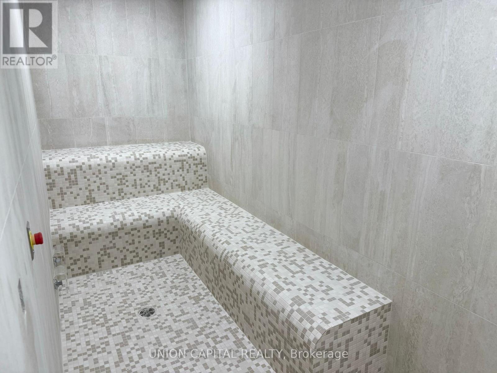 506 - 117 Broadway Avenue, Toronto, ON - Indoor Photo Showing Bathroom